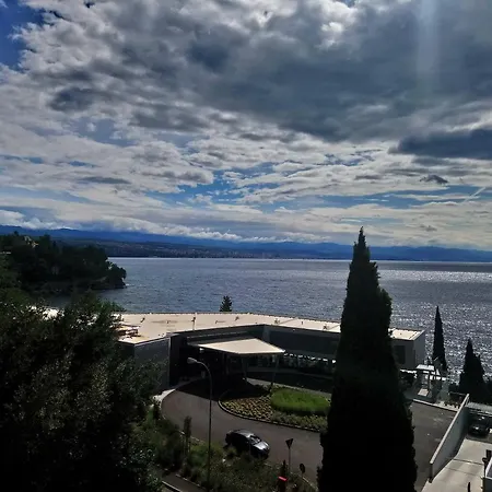 Alyssa Apartament Ičići