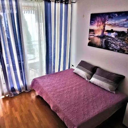 Alyssa Apartament
