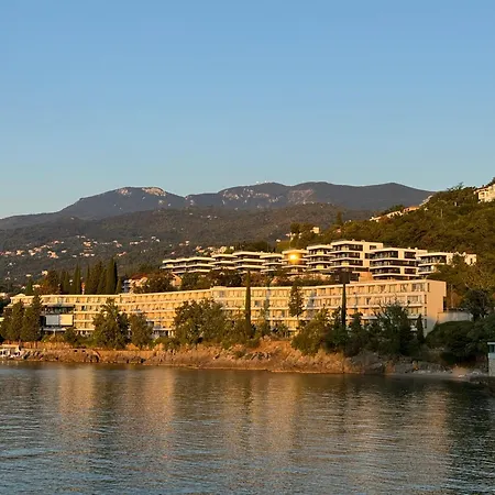 Alyssa Apartament
