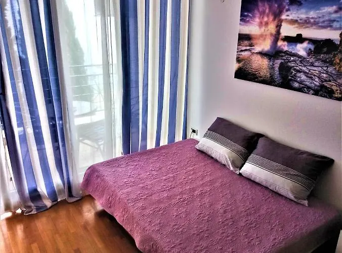 Alyssa Apartment